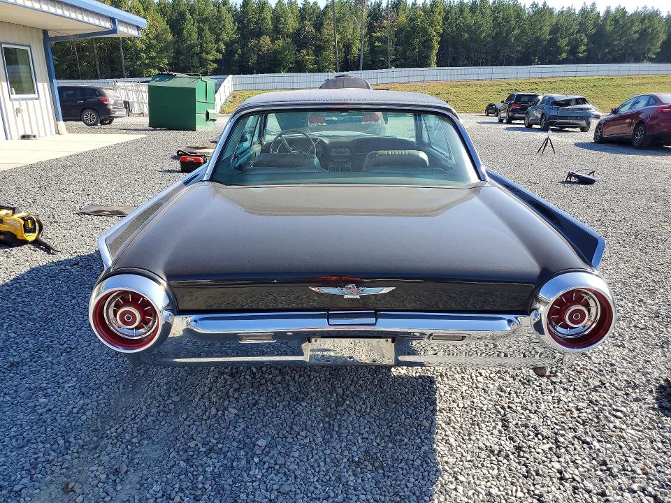 69155526 :رقم المزاد ، 3Y87Z111472 vin ، 1963 Ford Thunderbird مزاد بيع