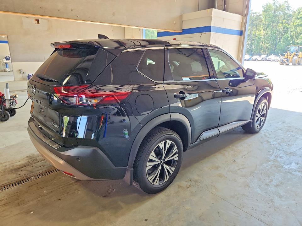 68072426 :رقم المزاد ، 5N1AT3BB5MC808436 vin ، 2021 Nissan Rogue مزاد بيع