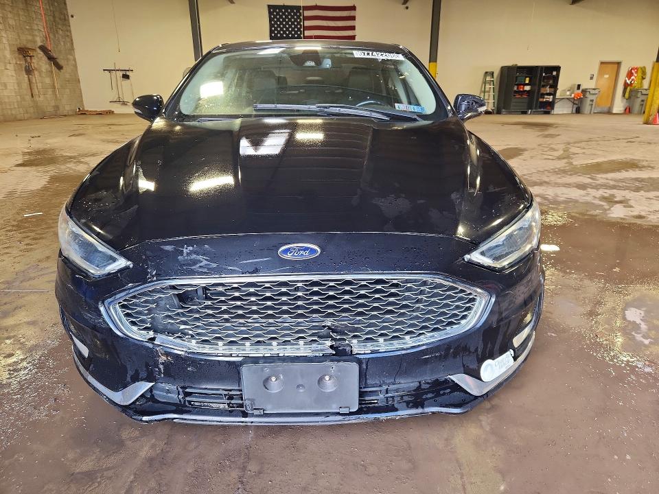 Продаж на аукціоні авто 2020 Ford Fusion, vin: 3FA6P0SU8LR132066, номер лоту: 67742206
