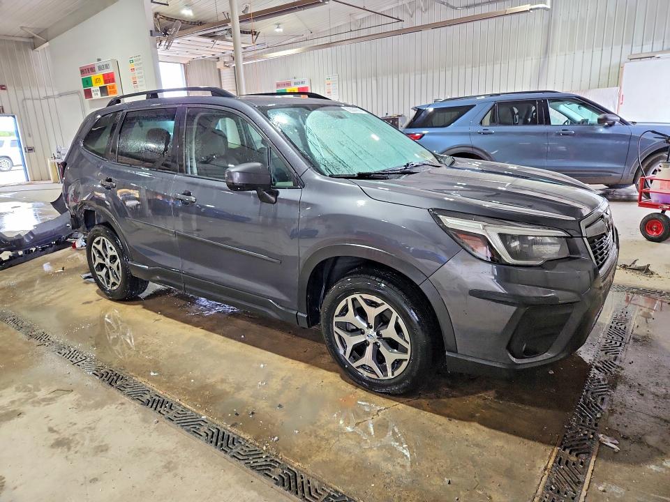2021 Subaru Forester მანქანა იყიდება აუქციონზე, vin: JF2SKAJC8MH513295, აუქციონის ნომერი: 70604796