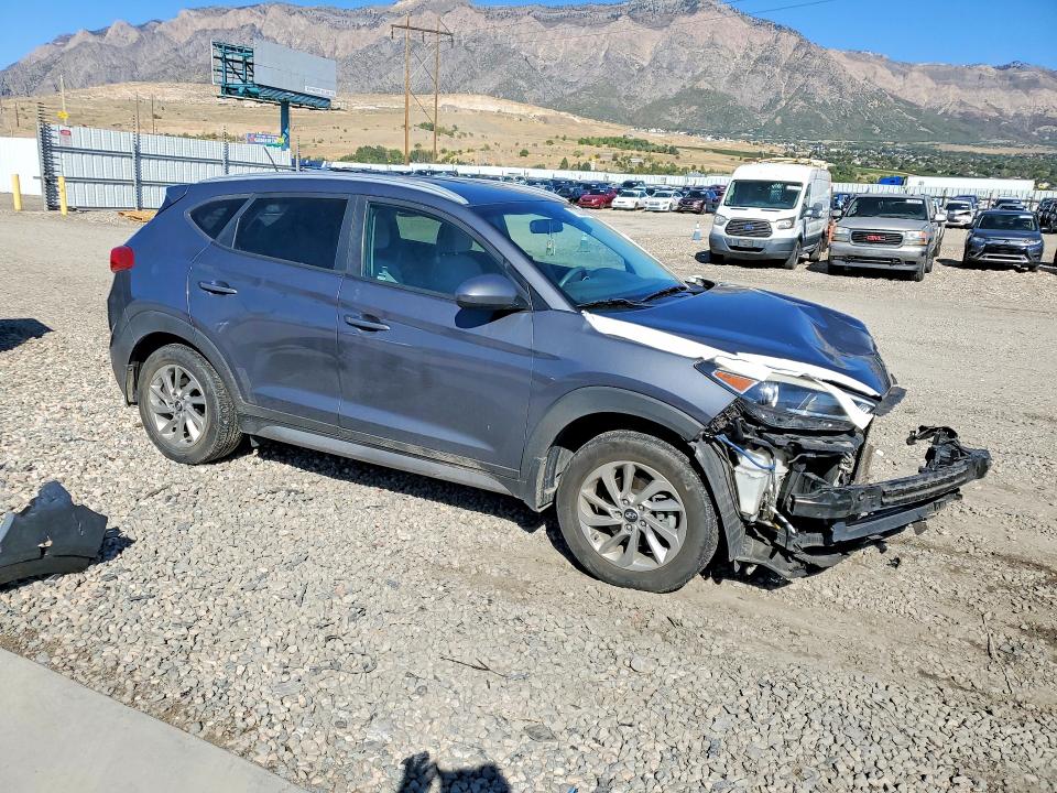 71229246 :رقم المزاد ، KM8J3CA4XHU385128 vin ، 2017 Hyundai Tucson مزاد بيع