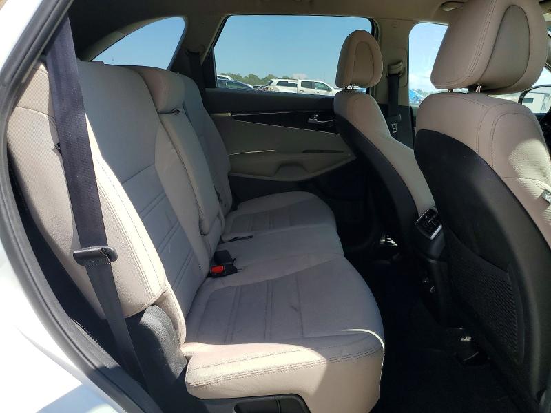 69178476 :رقم المزاد ، 5XYPG4A5XGG084909 vin ، 2016 Kia Sorento مزاد بيع