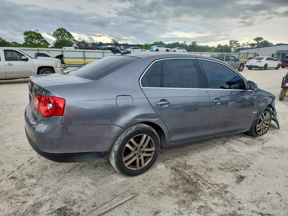 Продажа на аукционе авто 2005 Volkswagen New Jetta, vin: 3VWDF71K35M647535, номер лота: 69299986
