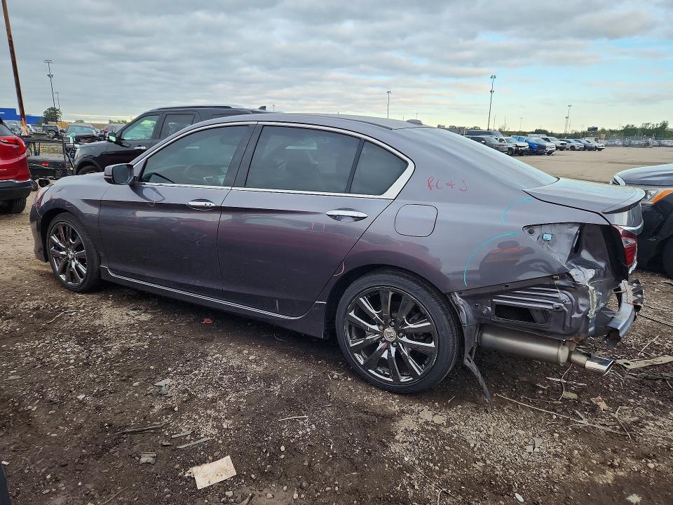 2017 Honda Accord მანქანა იყიდება აუქციონზე, vin: 1HGCR3F90HA038992, აუქციონის ნომერი: 69740666