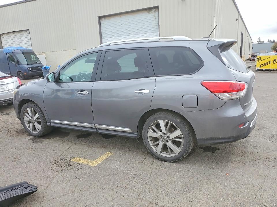 70939306 :رقم المزاد ، 5N1AR2MMXGC612455 vin ، 2016 Nissan Pathfinder مزاد بيع