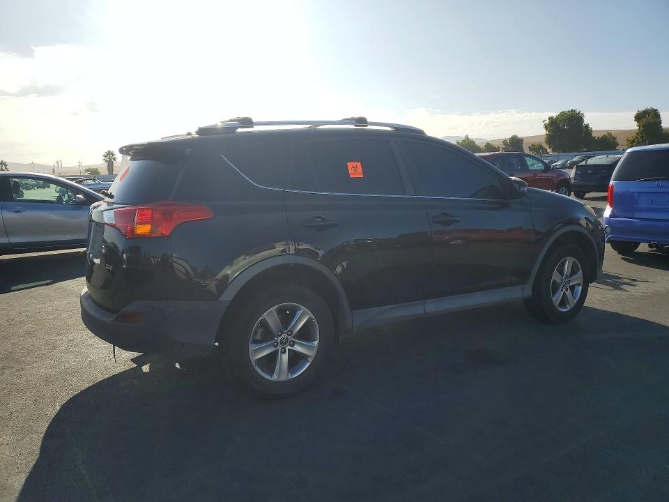 68371866 :رقم المزاد ، 2T3WFREV0FW171529 vin ، 2015 Toyota Rav4 مزاد بيع