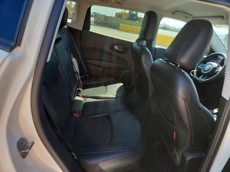 67143186 :رقم المزاد ، 3C4NJDDB1MT589008 vin ، 2021 Jeep Compass مزاد بيع