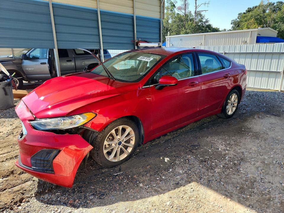 68567616 :رقم المزاد ، 3FA6P0HD3LR217968 vin ، 2020 Ford Fusion مزاد بيع