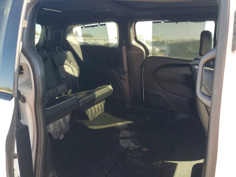 71248826 :رقم المزاد ، 2C4RC1GG7KR681659 vin ، 2019 Chrysler Pacifica مزاد بيع