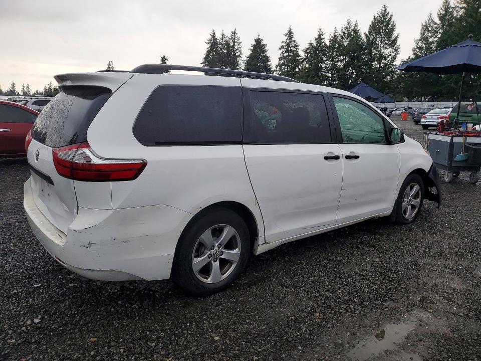 67711746 :رقم المزاد ، 5TDZK3DC1GS748352 vin ، 2016 Toyota Sienna مزاد بيع