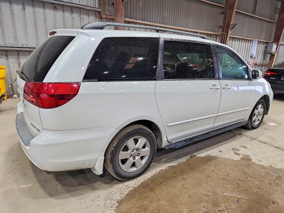 2005 Toyota Sienna მანქანა იყიდება აუქციონზე, vin: 5TDZA22C95S262384, აუქციონის ნომერი: 67429236