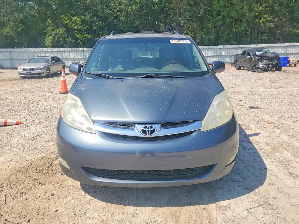 Продажа на аукционе авто 2008 Toyota Sienna, vin: 5TDZK22C48S202739, номер лота: 69847666