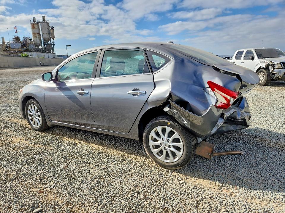 69073306 :رقم المزاد ، 3N1AB7AP0JY253087 vin ، 2018 Nissan Sentra مزاد بيع