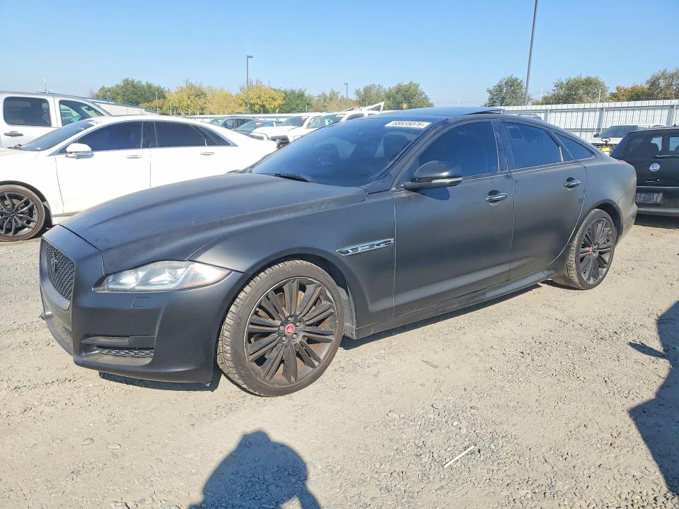 Продаж на аукціоні авто 2016 Jaguar Xj, vin: SAJWA1C74G8V92330, номер лоту: 68835076