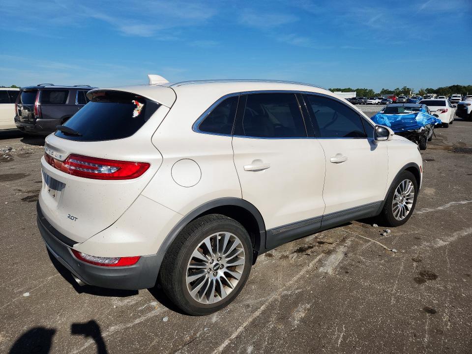 Продажа на аукционе авто 2017 Lincoln Mkc, vin: 5LMCJ3C92HUL27597, номер лота: 70874686