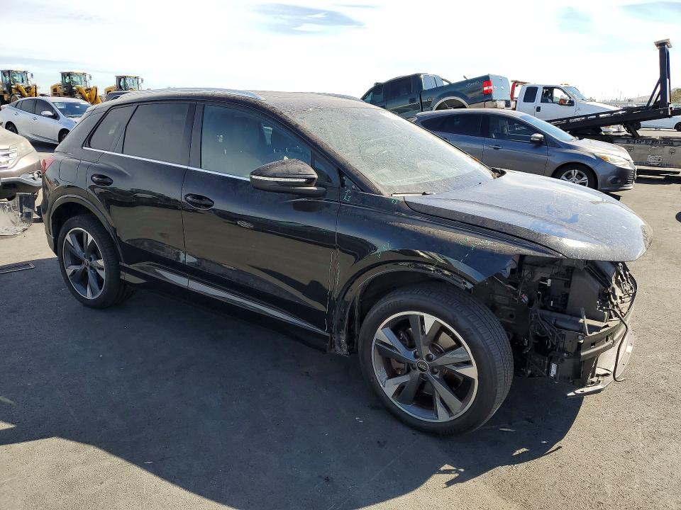 2022 Audi Q4 E-tron მანქანა იყიდება აუქციონზე, vin: WA1H2BFZ0NP042630, აუქციონის ნომერი: 68200676