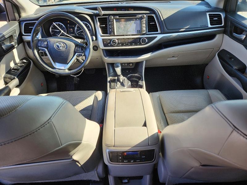 Продажа на аукционе авто 2017 Toyota Highlander, vin: 5TDDZRFH6HS400856, номер лота: 67453686