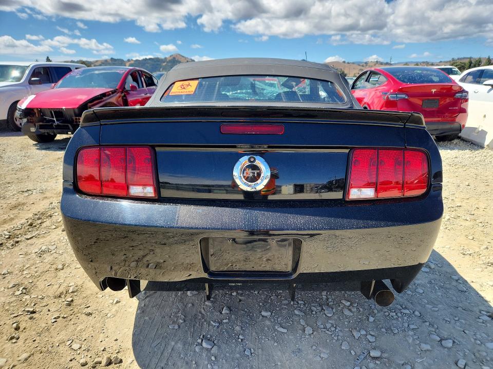 2006 Ford Mustang მანქანა იყიდება აუქციონზე, vin: 1ZVFT85HX65139382, აუქციონის ნომერი: 68094796