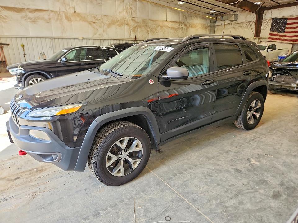 67832466 :رقم المزاد ، 1C4PJMBS5GW156706 vin ، 2016 Jeep Cherokee مزاد بيع