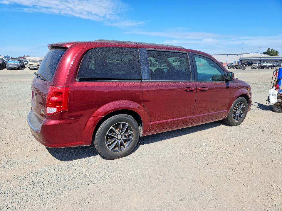 67130546 :رقم المزاد ، 2C4RDGEG6JR335653 vin ، 2018 Dodge Grand Caravan مزاد بيع