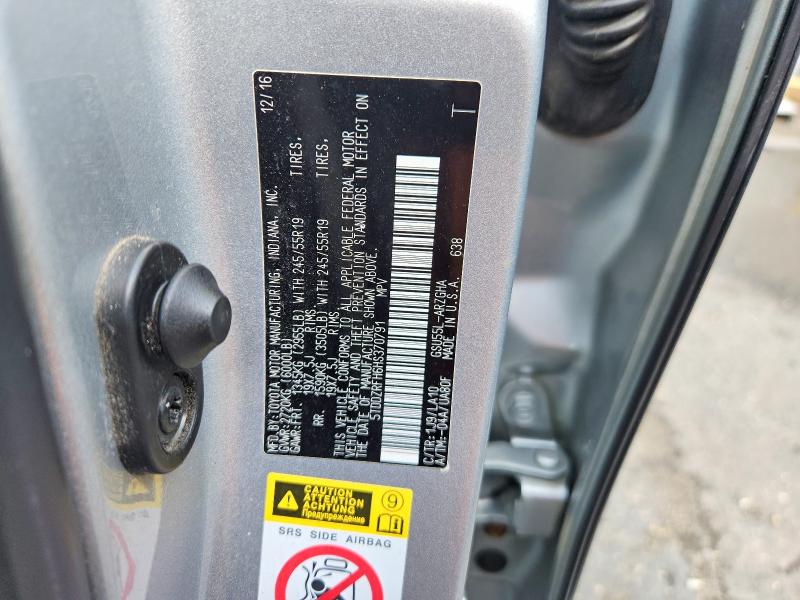 67045056 :رقم المزاد ، 5TDDZRFH6HS370791 vin ، 2017 Toyota Highlander مزاد بيع
