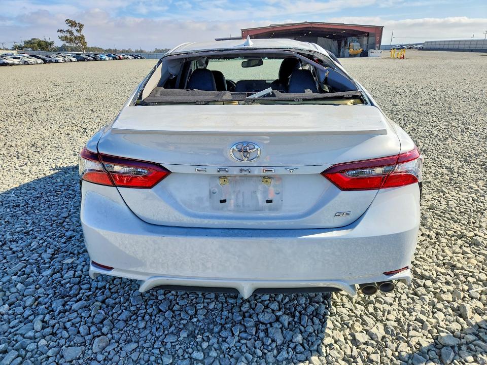 67208726 :رقم المزاد ، 4T1T11AK8PU162487 vin ، 2023 Toyota Camry مزاد بيع
