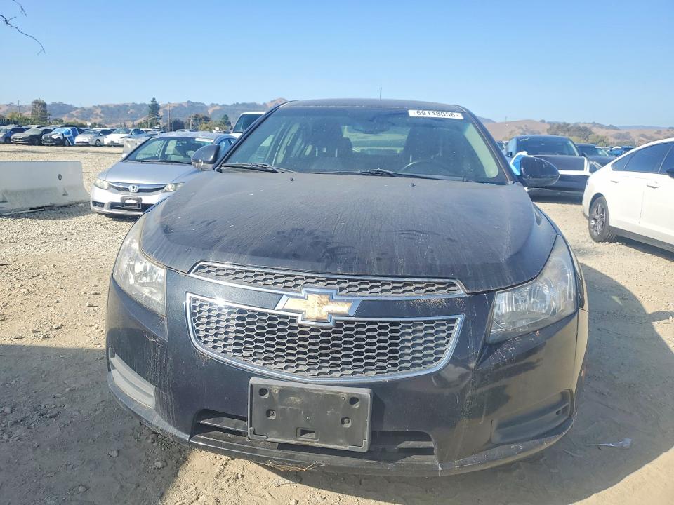 69148856 :رقم المزاد ، 1G1PC5SB6E7334025 vin ، 2014 Chevrolet Cruze مزاد بيع