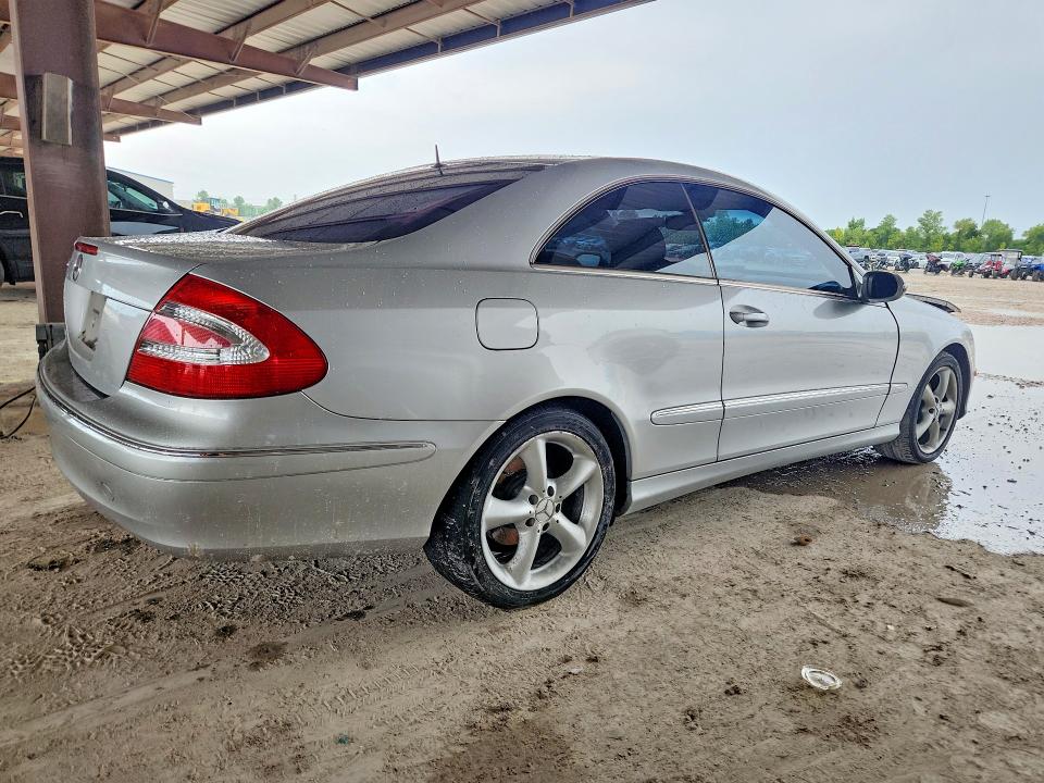 2005 Mercedes-benz Clk მანქანა იყიდება აუქციონზე, vin: WDBTJ65J05F141149, აუქციონის ნომერი: 67706416