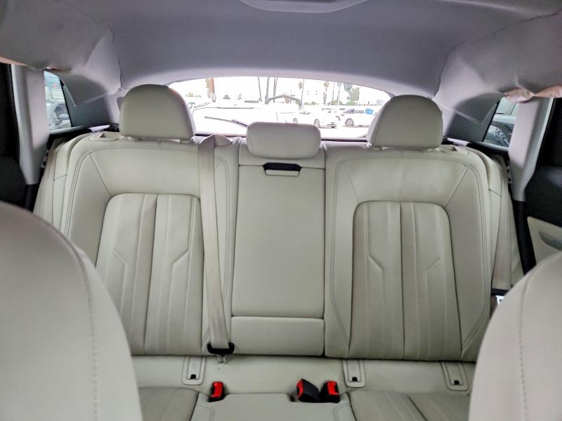 Auction sale of the 2019 Audi E-tron, vin: WA1LAAGE8KB010522, lot number: 69080996