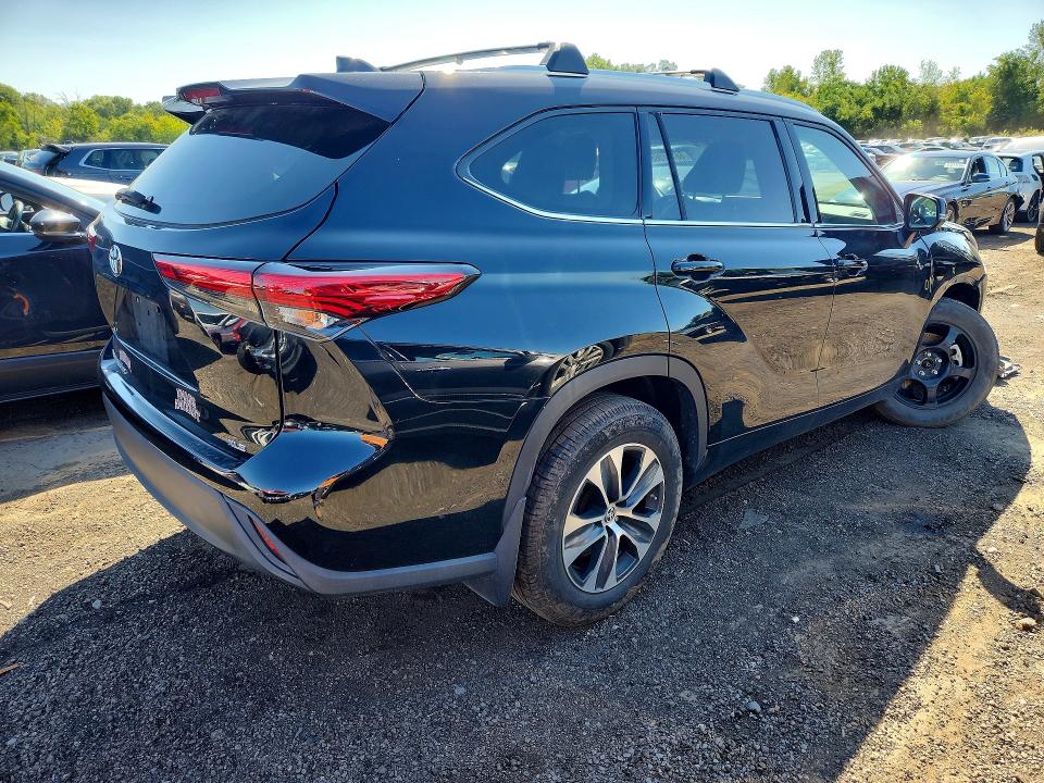 66711066 :رقم المزاد ، 5TDGZRAH8LS504178 vin ، 2020 Toyota Highlander مزاد بيع