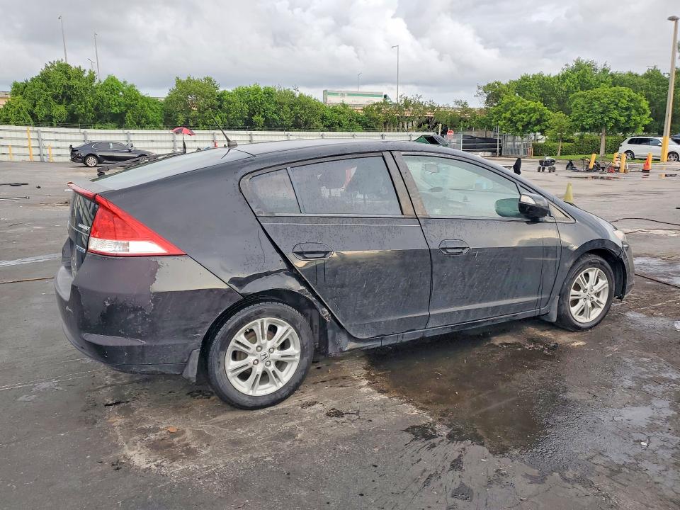 2010 Honda Insight მანქანა იყიდება აუქციონზე, vin: JHMZE2H72AS020065, აუქციონის ნომერი: 69202886
