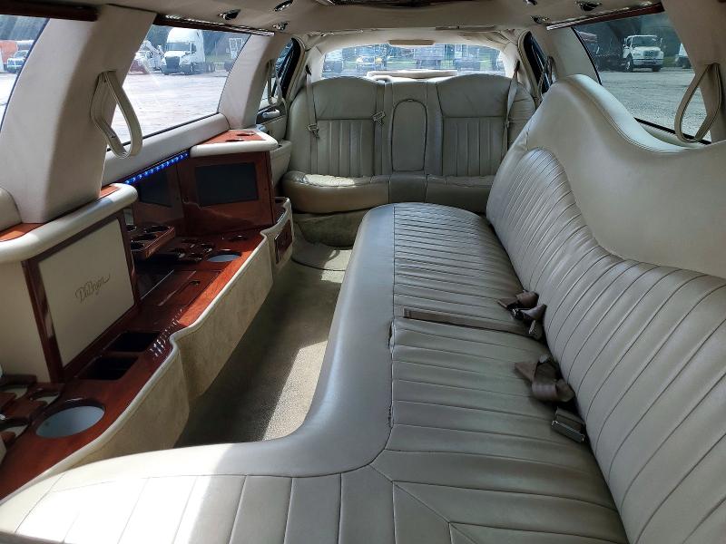 Aukcja sprzedaży 2008 Lincoln Town Car, vin: 2L1FM88W08X658708, numer aukcji: 70557396