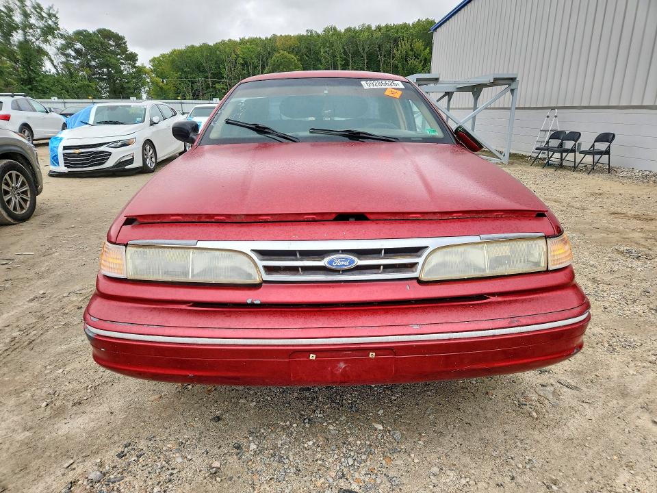 Продажа на аукционе авто 1997 Ford Crown Victoria, vin: 2FALP74WXVX210474, номер лота: 69286626