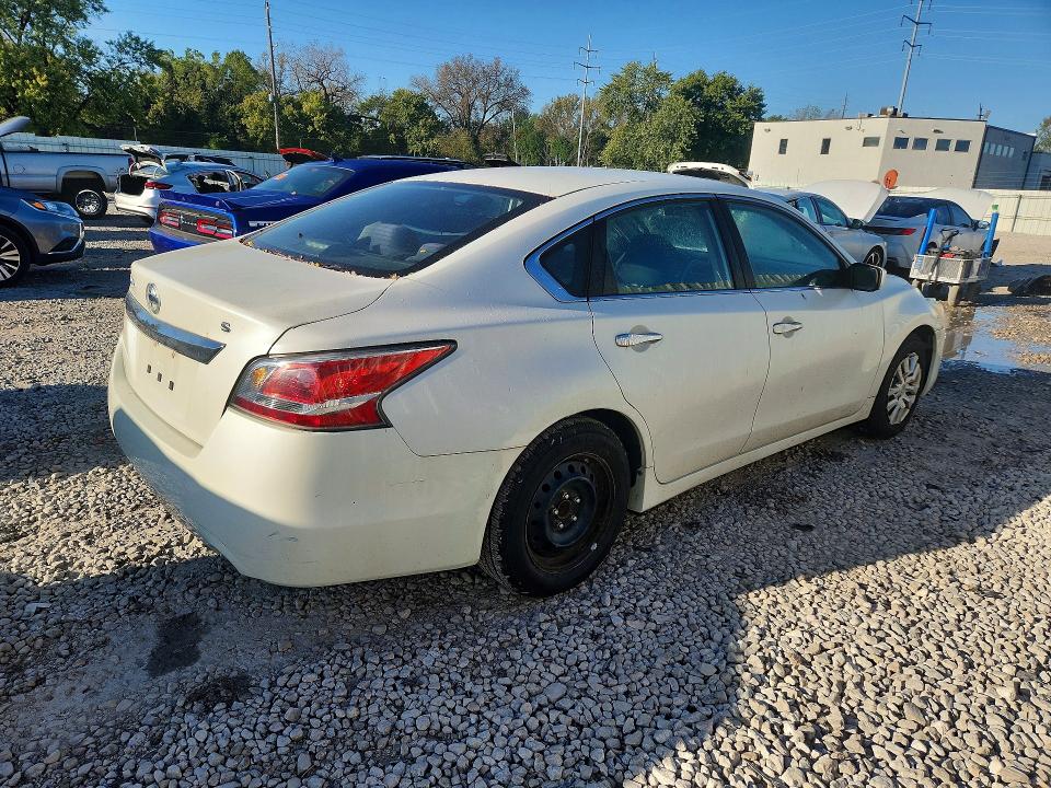 Aukcja sprzedaży 2015 Nissan Altima, vin: 1N4AL3AP5FC105686, numer aukcji: 70135526
