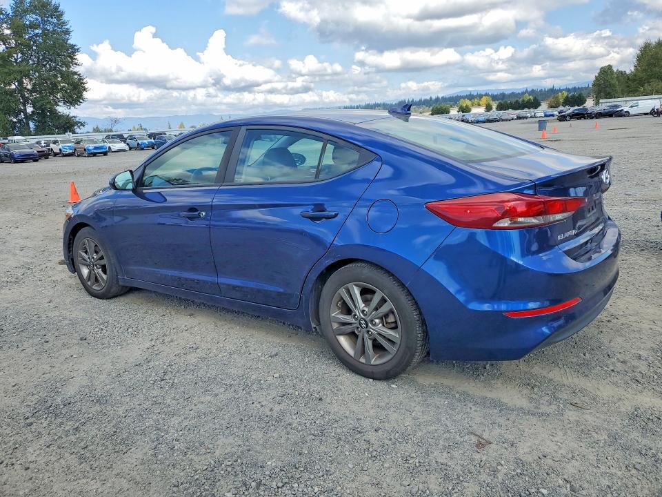 Продажа на аукционе авто 2018 Hyundai Elantra, vin: 5NPD84LF8JH297301, номер лота: 69945626