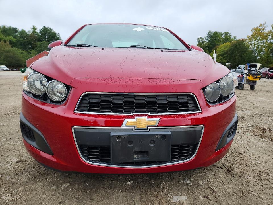 71098536 :رقم المزاد ، 1G1JC5SG2E4227864 vin ، 2014 Chevrolet Sonic مزاد بيع