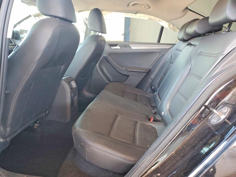 69022226 :رقم المزاد ، 3VWDB7AJ8HM385101 vin ، 2017 Volkswagen Jetta مزاد بيع