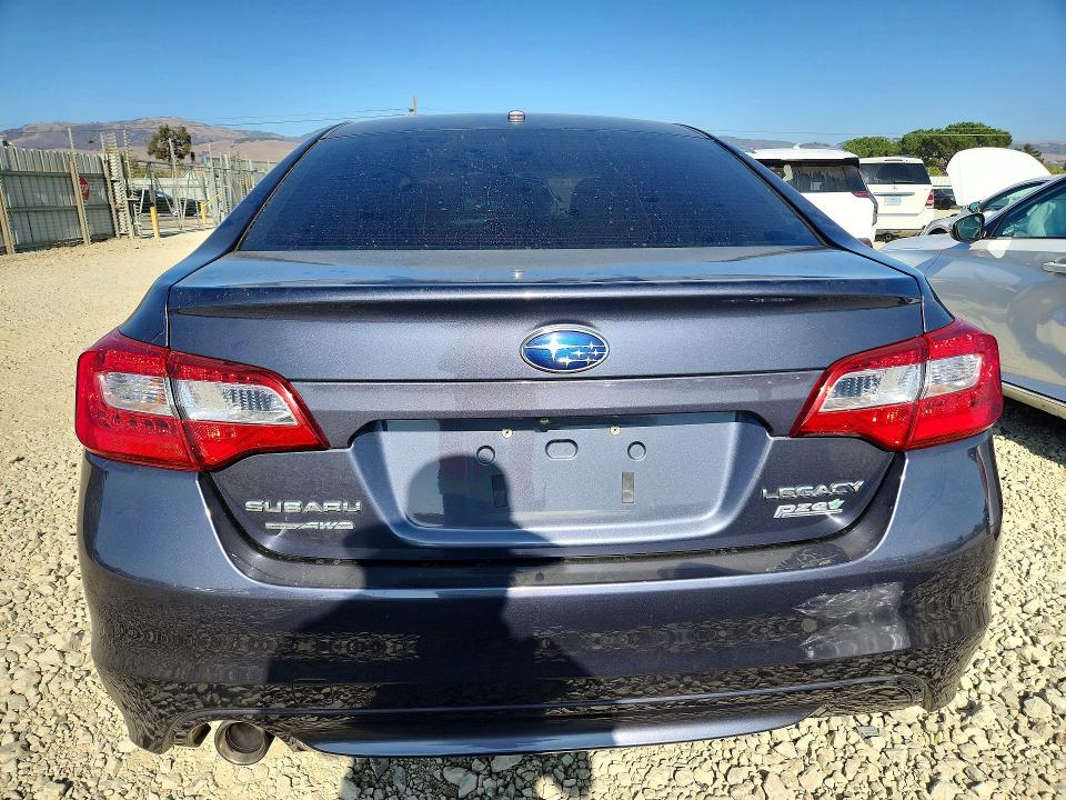 68960336 :رقم المزاد ، 4S3BNAJ6XF3027684 vin ، 2015 Subaru Legacy مزاد بيع