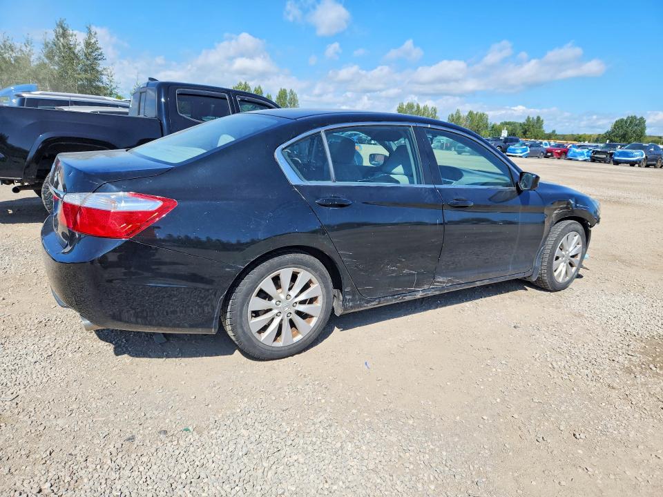 68699086 :رقم المزاد ، 1HGCR2F36FA804579 vin ، 2015 Honda Accord مزاد بيع