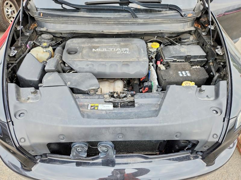 67976126 :رقم المزاد ، 1C4PJMCB2GW371703 vin ، 2016 Jeep Cherokee مزاد بيع