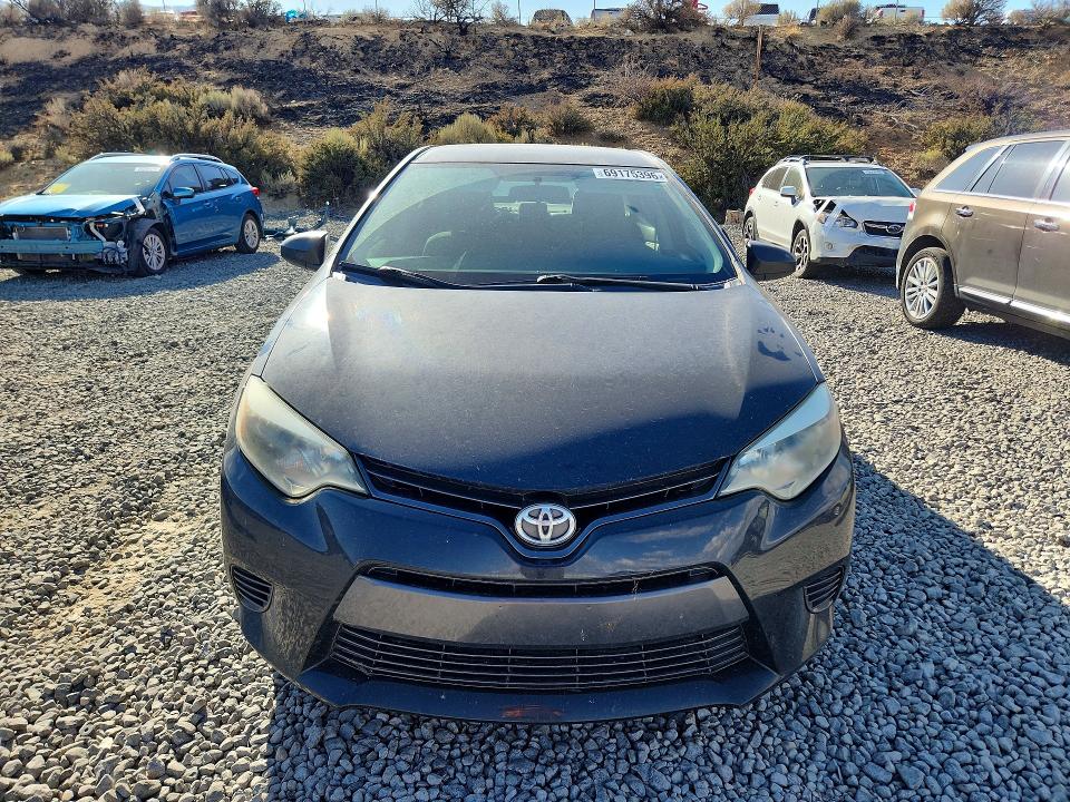 2015 Toyota Corolla მანქანა იყიდება აუქციონზე, vin: 5YFBURHE3FP326150, აუქციონის ნომერი: 69175396