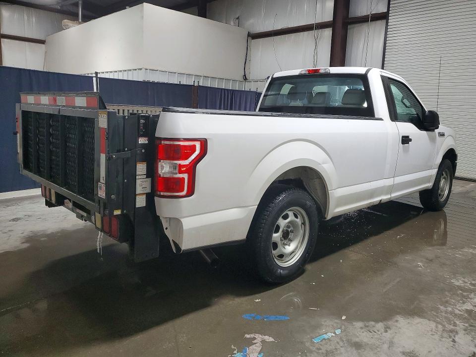 68874096 :رقم المزاد ، 1FTMF1CB8JKD24256 vin ، 2018 Ford F150 مزاد بيع