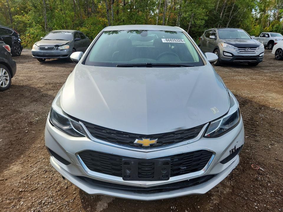 2018 Chevrolet Cruze მანქანა იყიდება აუქციონზე, vin: 1G1BE5SM7J7233298, აუქციონის ნომერი: 66826326