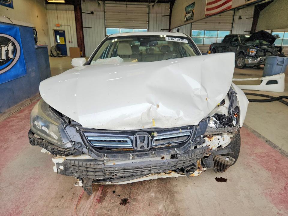69671816 :رقم المزاد ، 1HGCR6F58EA005748 vin ، 2014 Honda Accord مزاد بيع