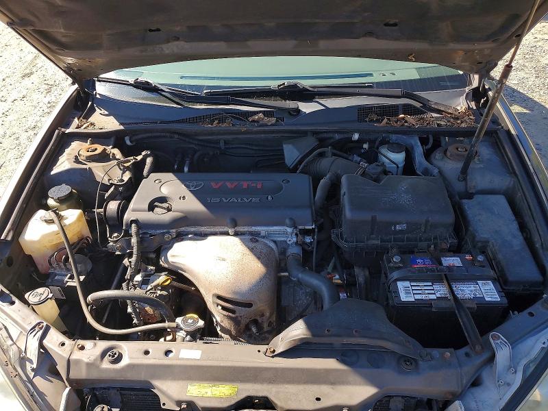 69301156 :رقم المزاد ، 4T1BE30K95U506578 vin ، 2005 Toyota Camry مزاد بيع