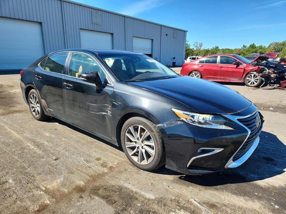 70698886 :رقم المزاد ، JTHBW1GG5G2109194 vin ، 2016 Lexus Es مزاد بيع