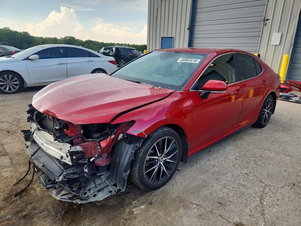 Продажа на аукционе авто 2022 Toyota Camry, vin: 4T1T11AK4NU021588, номер лота: 68963416