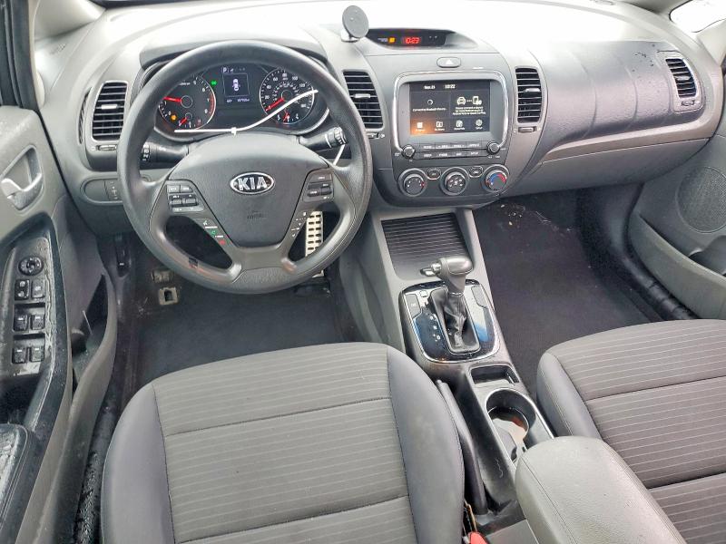69423466 :رقم المزاد ، 3KPFL4A78JE194984 vin ، 2018 Kia Forte مزاد بيع