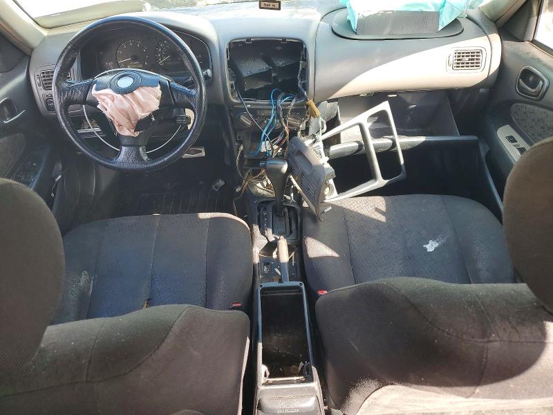 69629566 :رقم المزاد ، 2T1BR12E91C502400 vin ، 2001 Toyota Corolla مزاد بيع