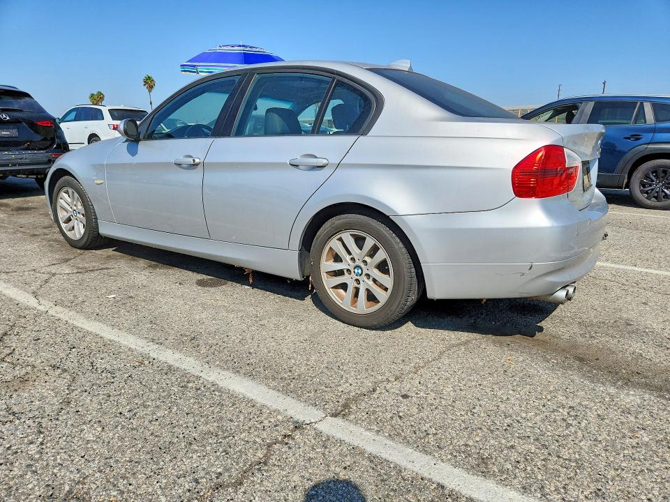 2006 Bmw 325 მანქანა იყიდება აუქციონზე, vin: WBAVB13596K000280, აუქციონის ნომერი: 69248976